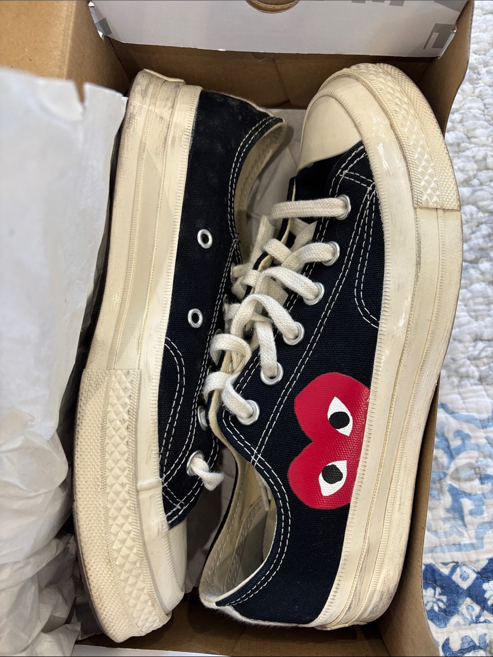 Comme des Garçons PLAY x Converse Black Women’s Low-Top Sneakers with Red Heart